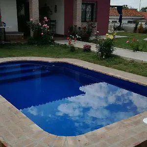 https://los-rosales.es-andalucia.com